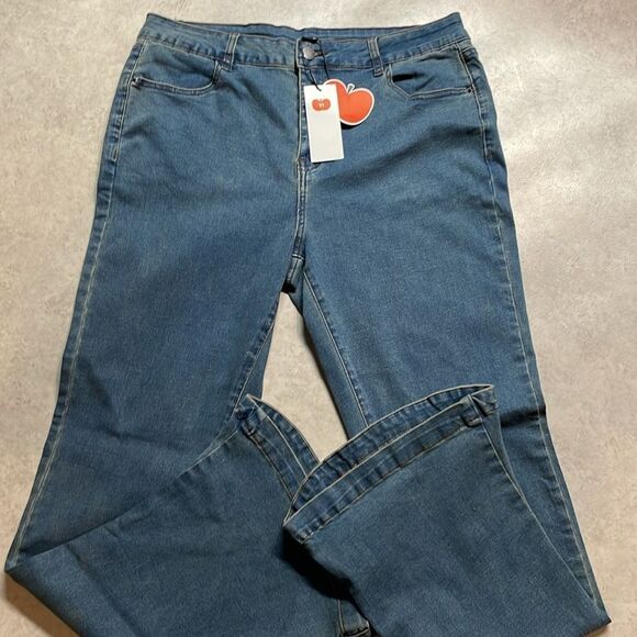 Cider Demin women’s flare denim jeans. Size XL. NWT - Picture 5 of 8